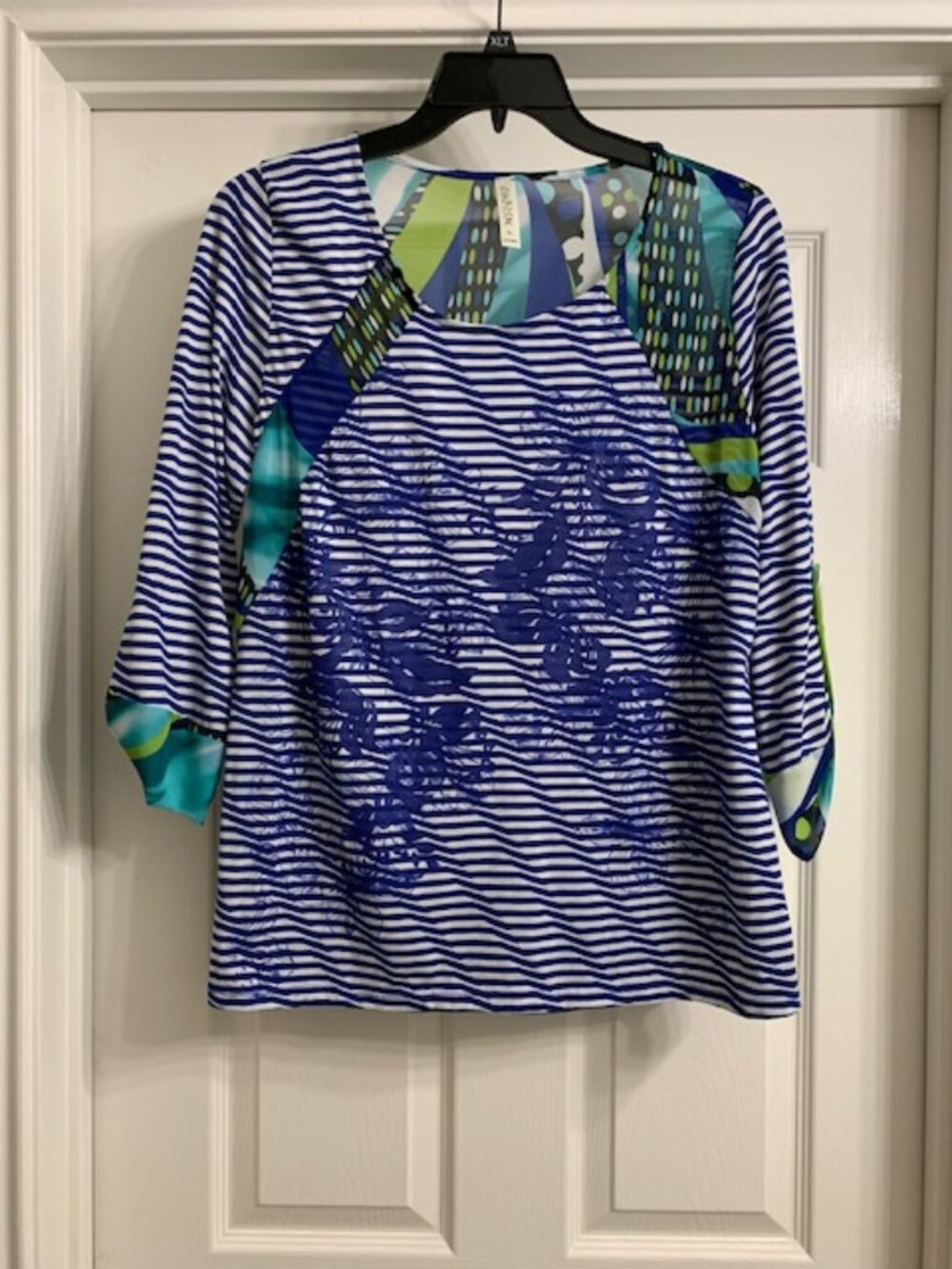 Cubism Brand Women's Multi-Color Blouse, Size XL